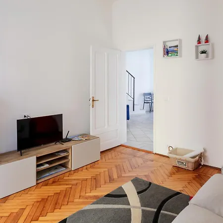 Casa Frankie Apartment *
